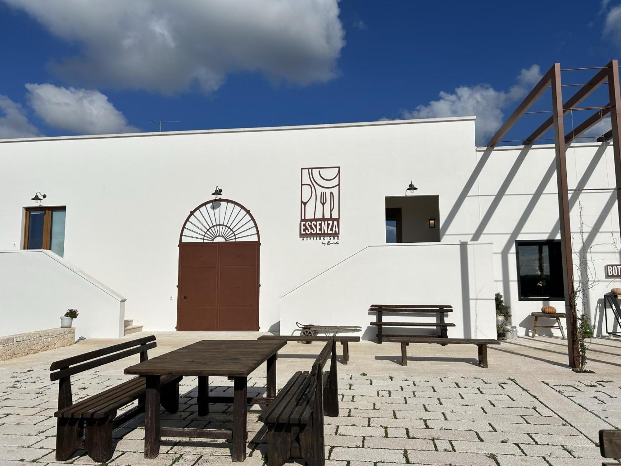 Essenza Agriturismo 푸티냐노 외부 사진